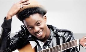 Image de Célébrités. La jeune star de Mavin Record, Korede Bello vient de célébrer son 20ème anniversaire. Une occasion spéciale qu’il a voulu partager avec des jeunes d’une organisation à caractère humanitaire, à Lagos.